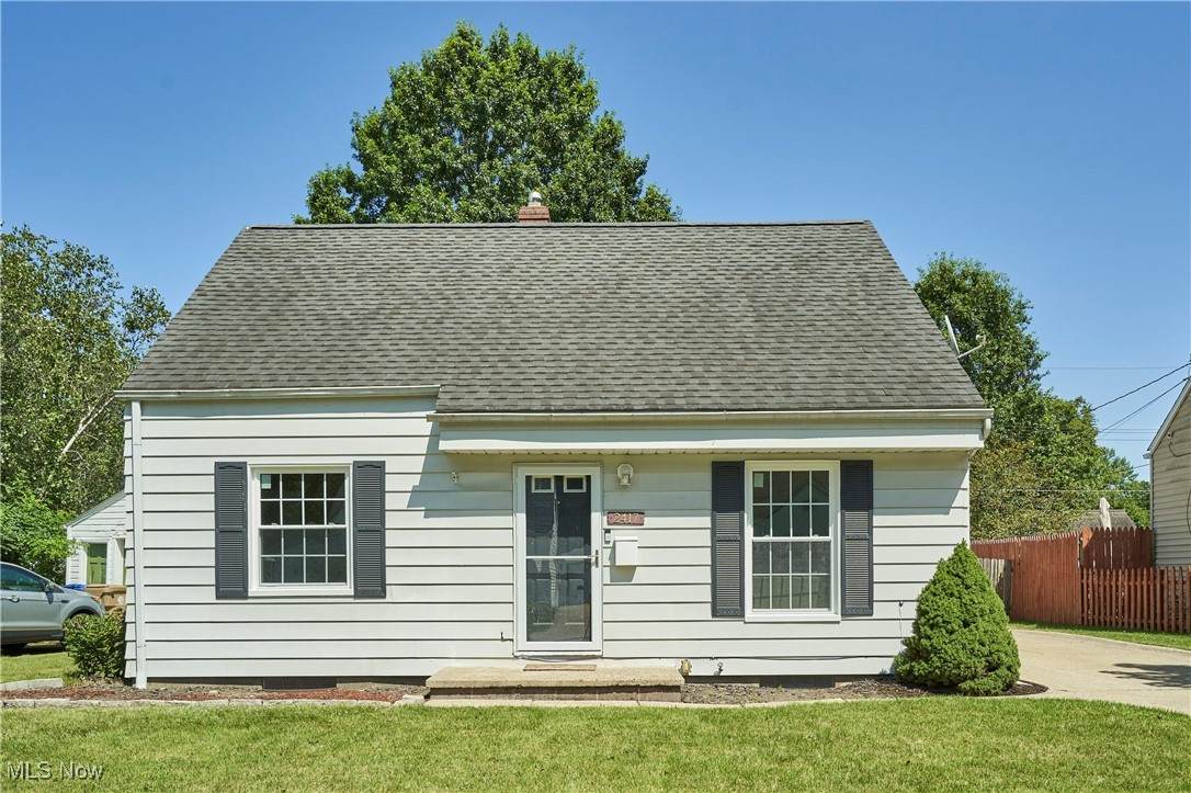 2417 Parkview Drive - Photo 1