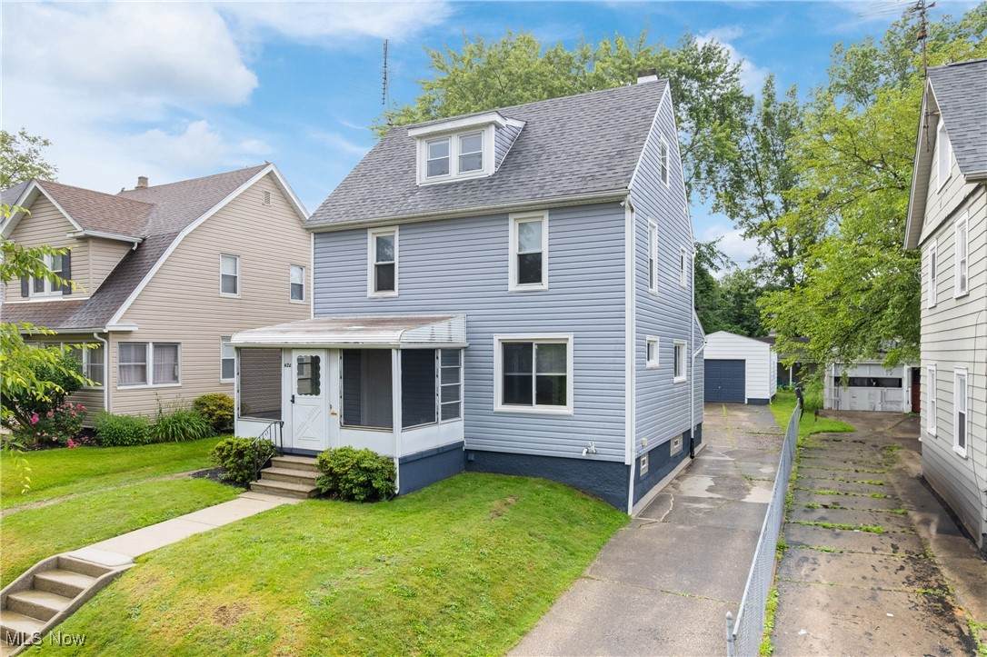 422 Lindenwood Avenue - Photo 1