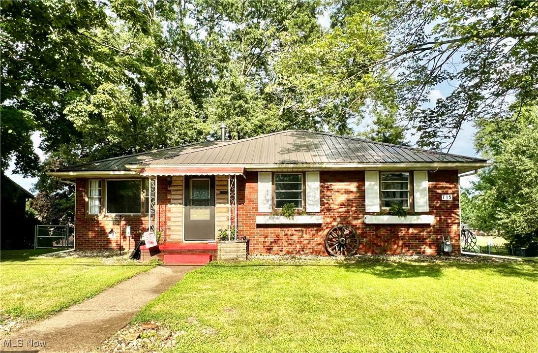 715 Bodmer Avenue - Photo 1