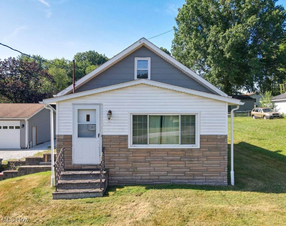2330 Eastwood Avenue - Photo 1