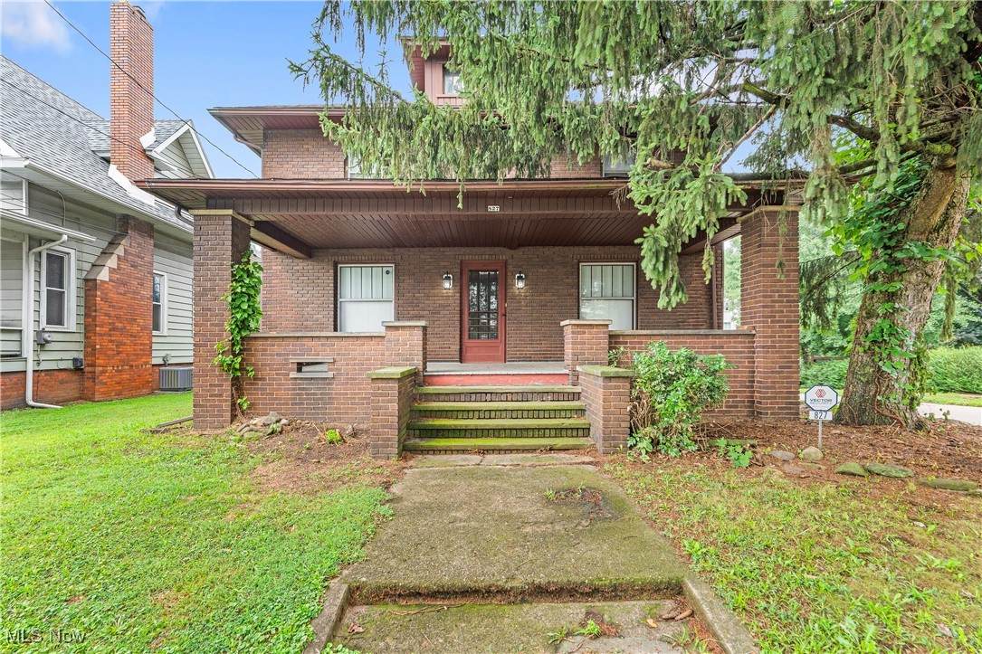 827 Amherst Road - Photo 1