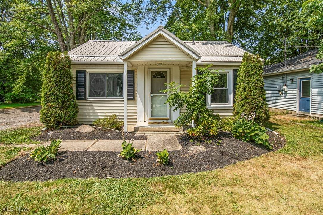 1120 Maple Avenue - Photo 1
