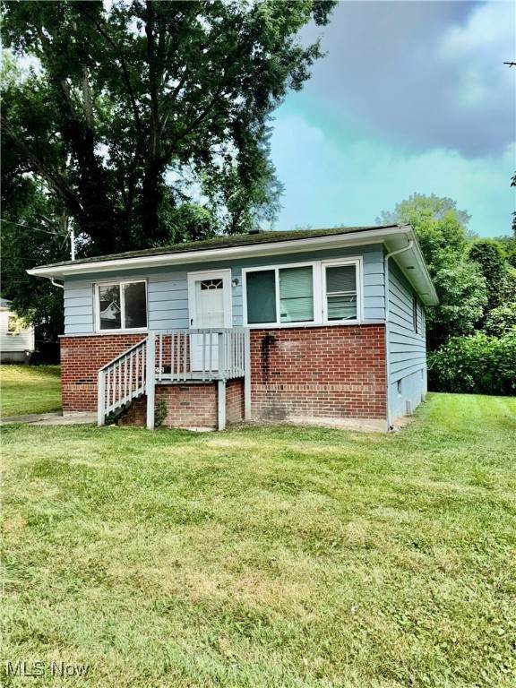 1052 Yukon Avenue - Photo 1