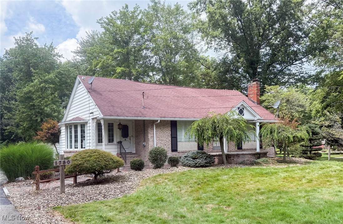 1780 Pleasant Valley Road - Photo 1