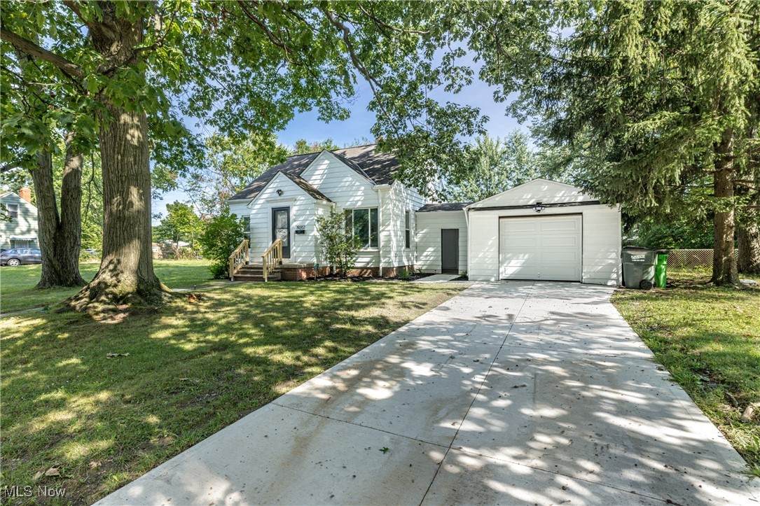 19207 Kings Highway - Photo 1