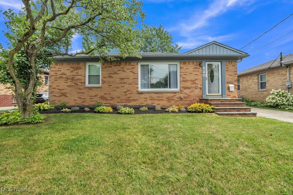 520 Nancy Drive - Photo 1
