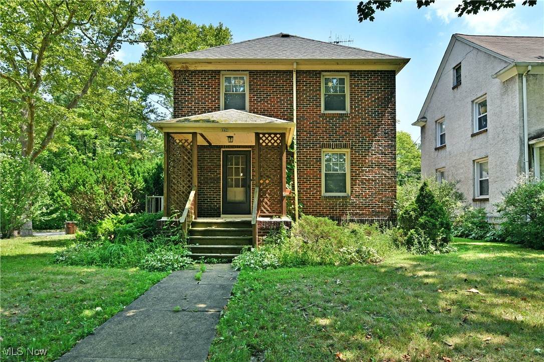 207 Pennsylvania Avenue - Photo 1