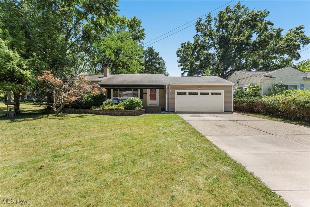 33924 Linden Drive - Photo 1