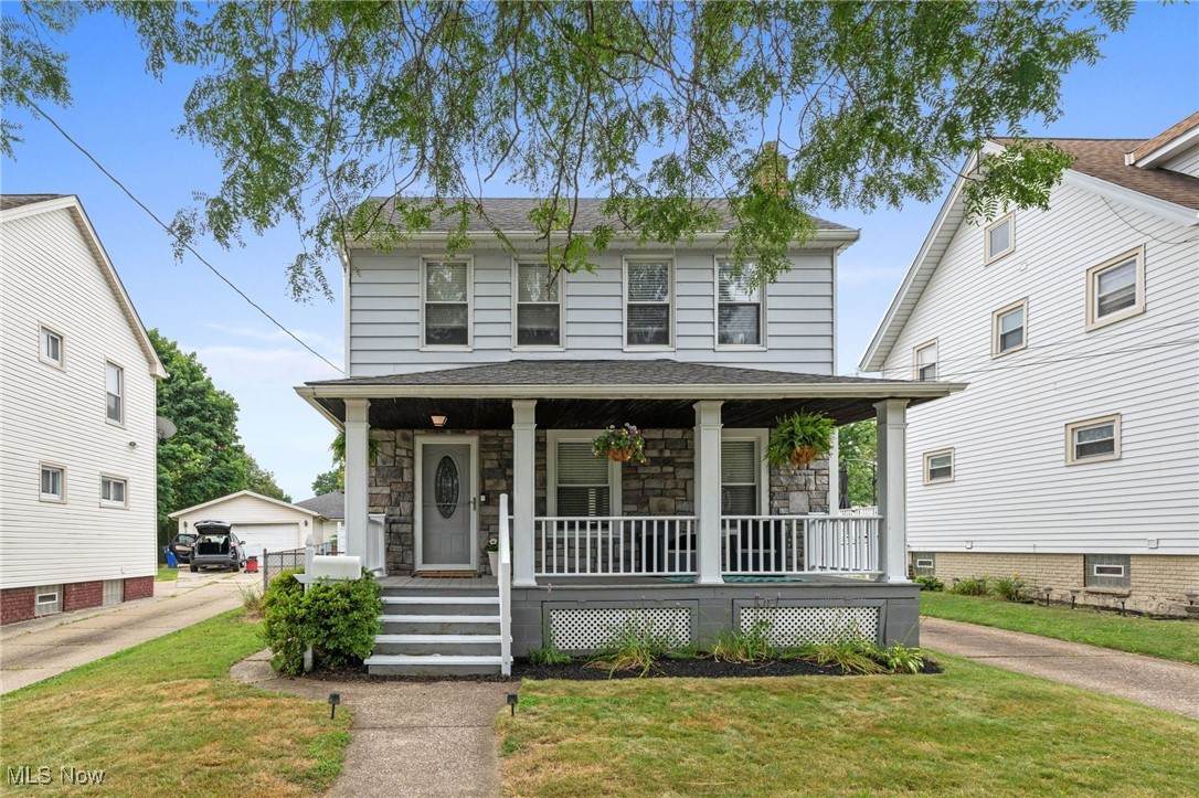 1107 Spring Road - Photo 1