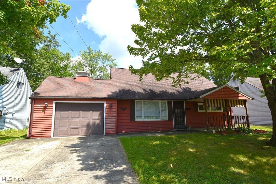257 Idlewood Road - Photo 1