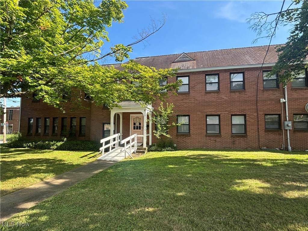 795-796 5th Street - Photo 1