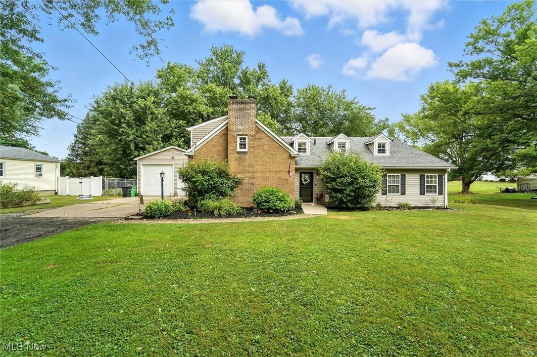 2019 52nd Street - Photo 1