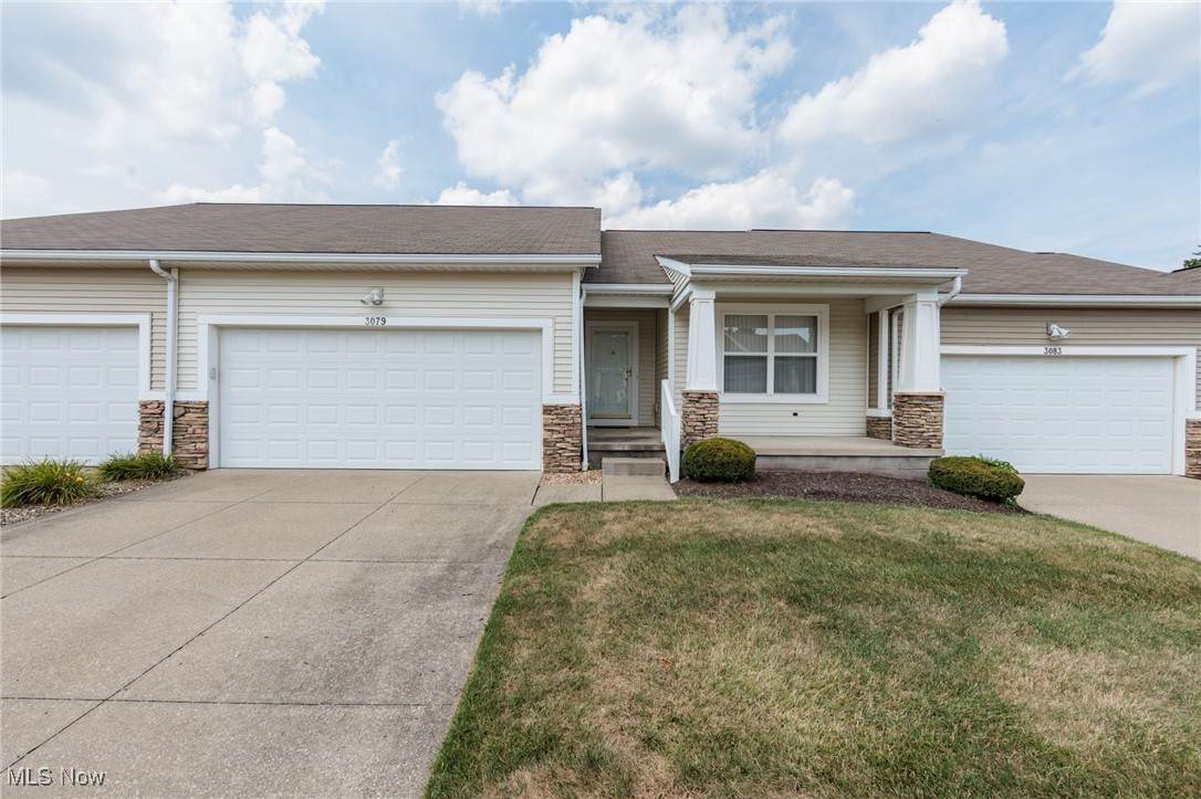3079 Somerset Drive - Photo 1