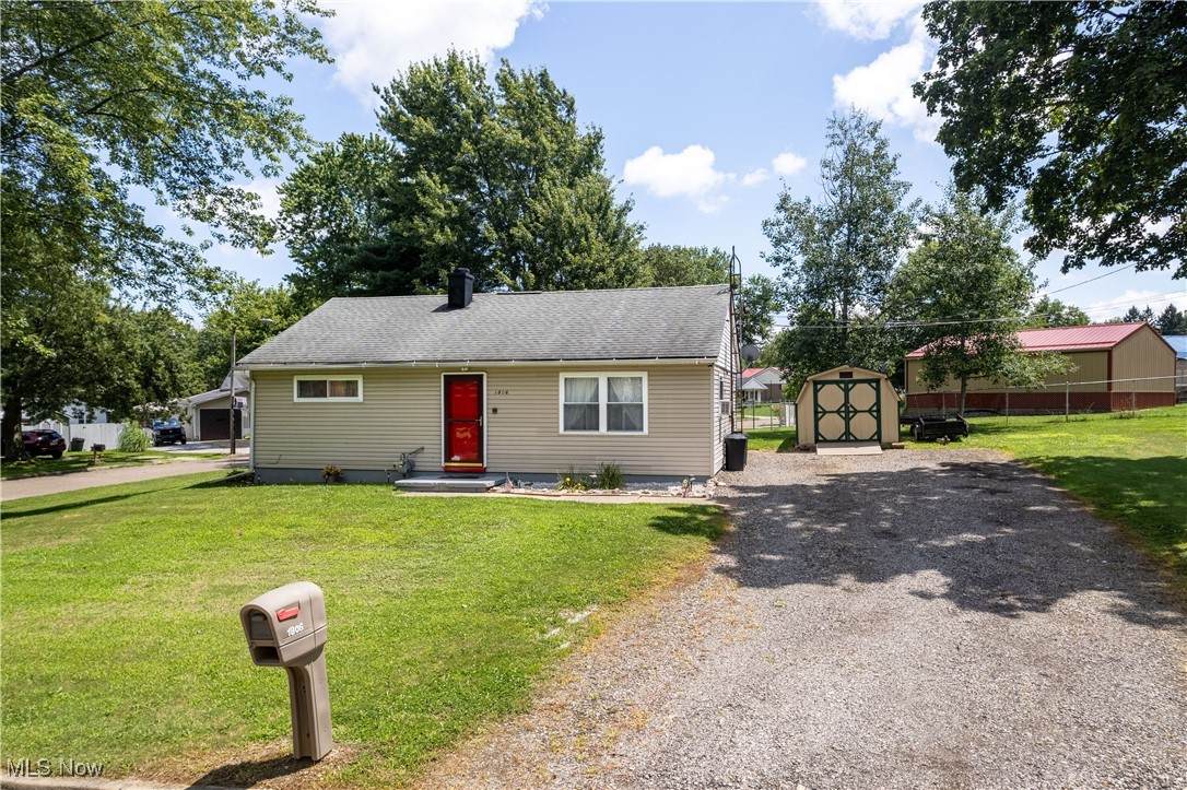 1806 Richard Drive - Photo 1