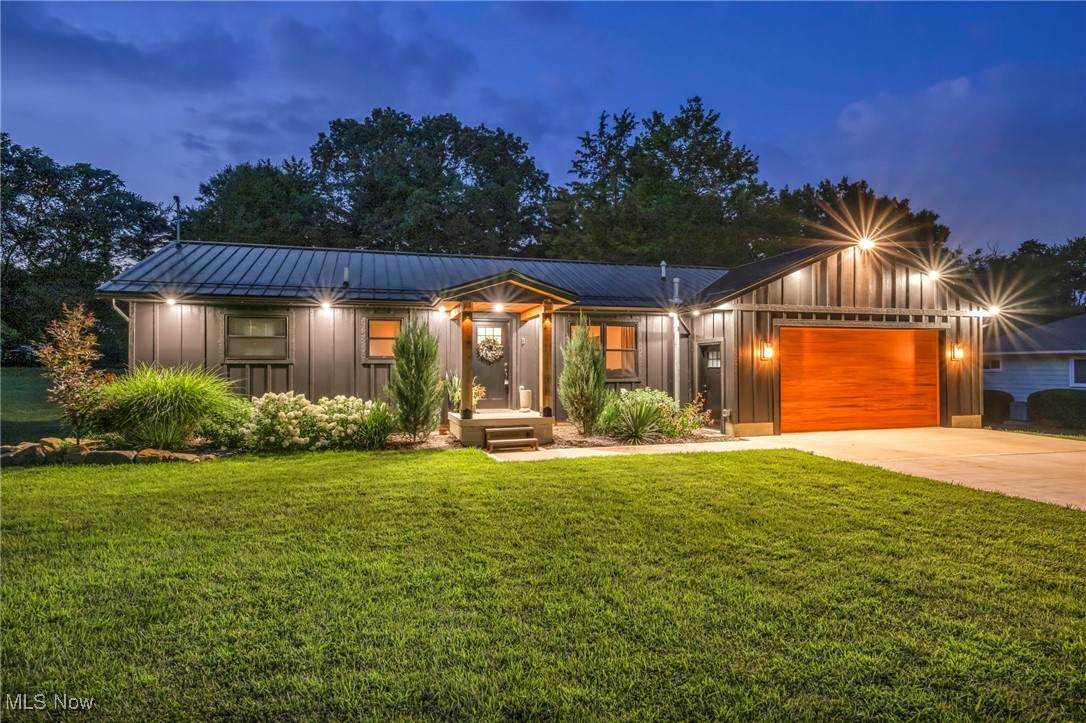 653 Valley Crest Drive - Photo 1