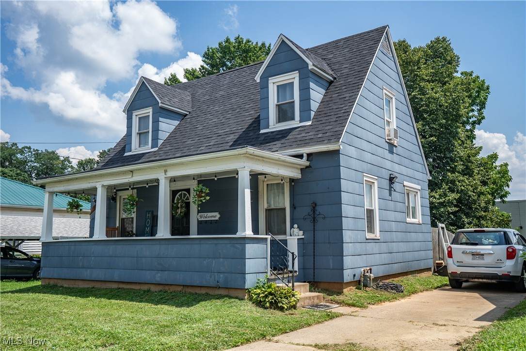 848 Fairview Avenue - Photo 1