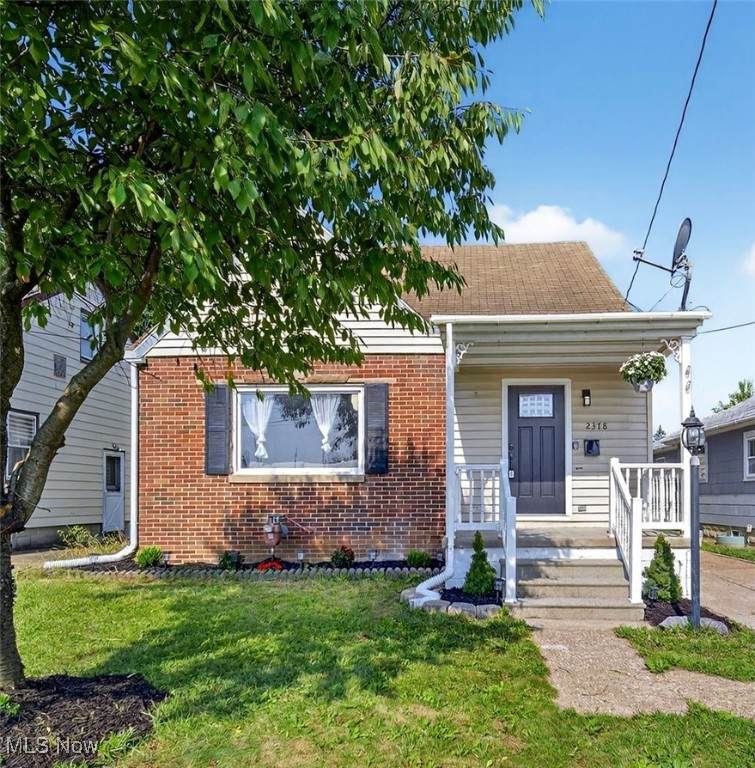 2378 Oberlin Avenue - Photo 1