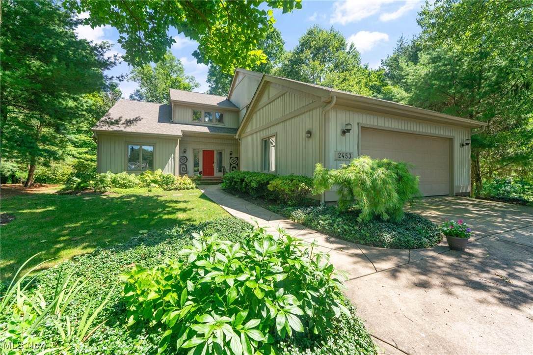 2453 Ridgeview Lane - Photo 1