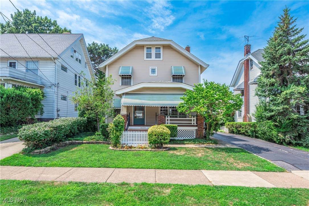 1630 Wyandotte Avenue - Photo 1
