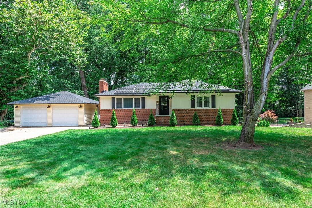 1035 Quarry Road - Photo 1