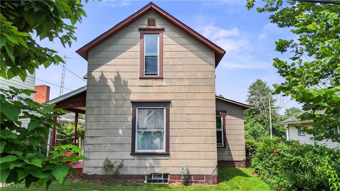 245 Arch Street - Photo 1