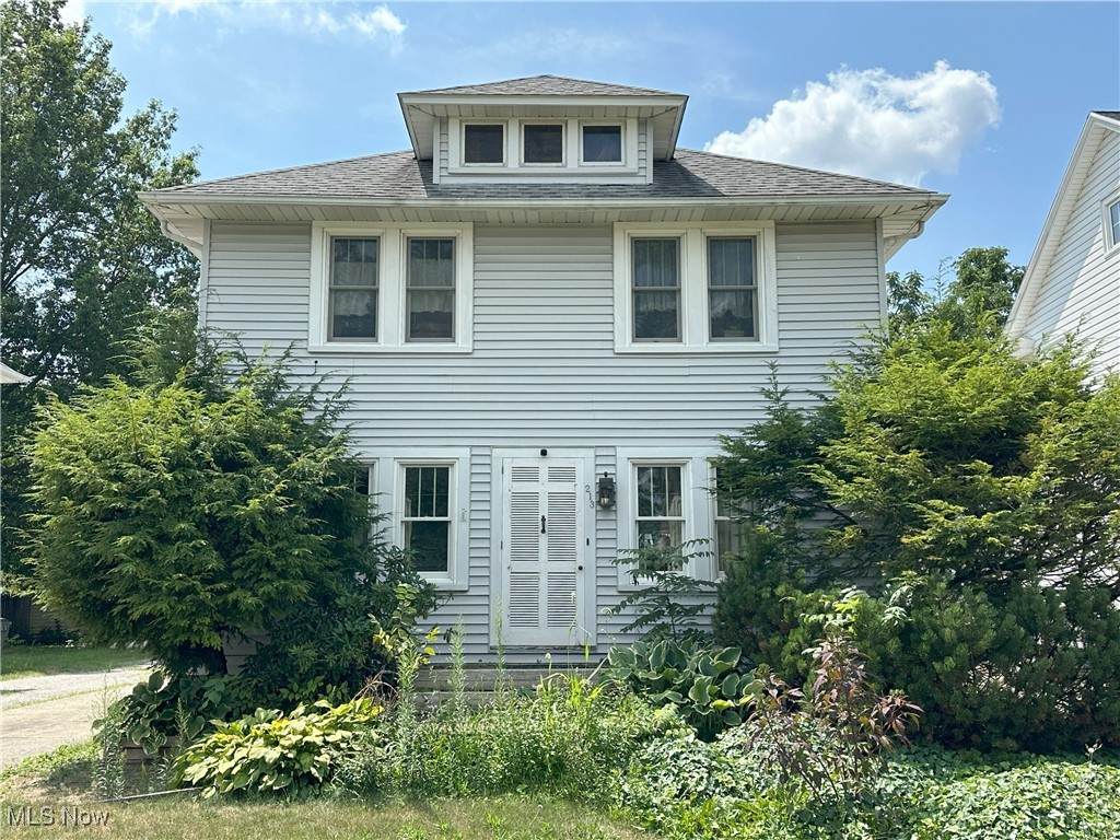 213 Denison Avenue - Photo 1