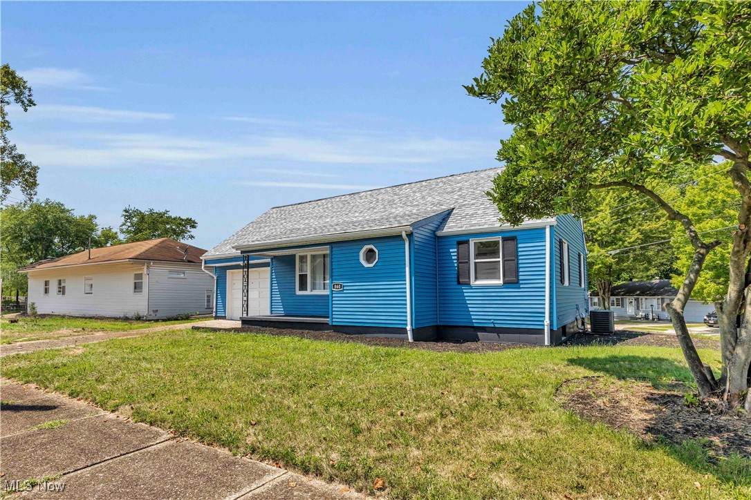 860 Franklin Road - Photo 1