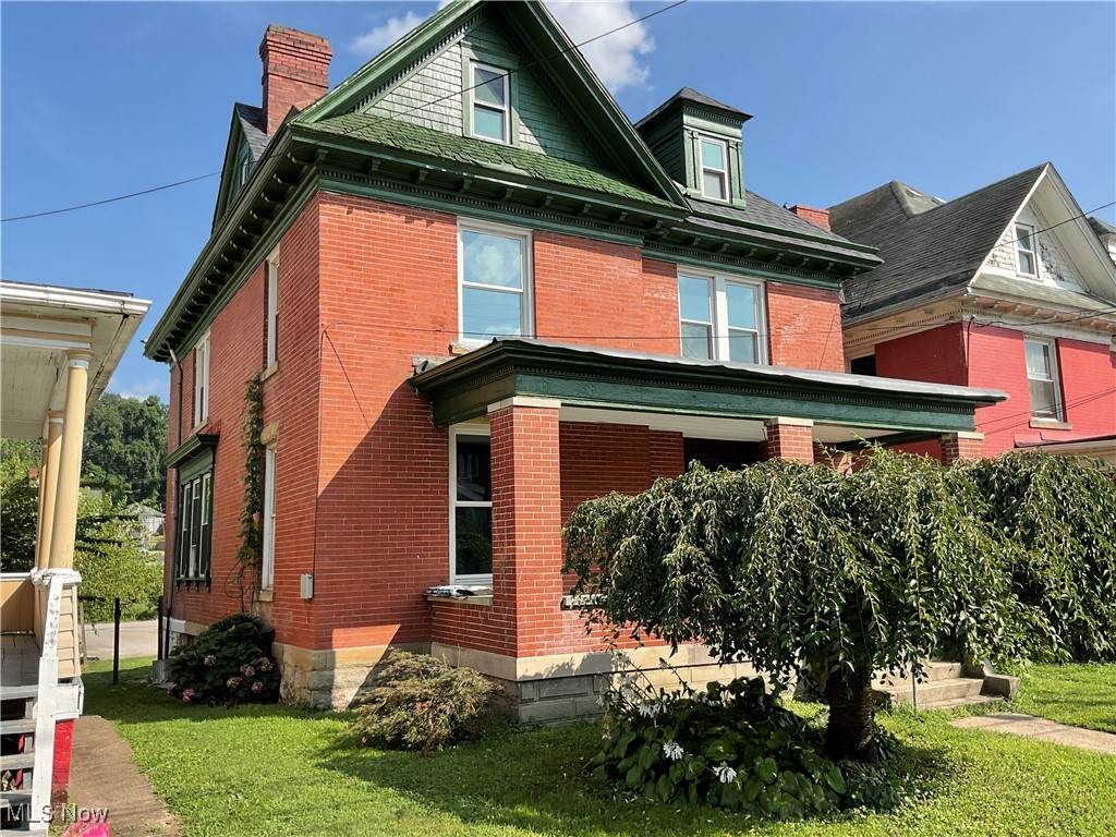 1318 Avery Street - Photo 1