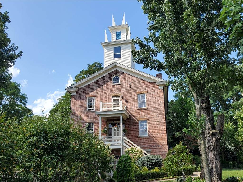 150 Main Street - Photo 1