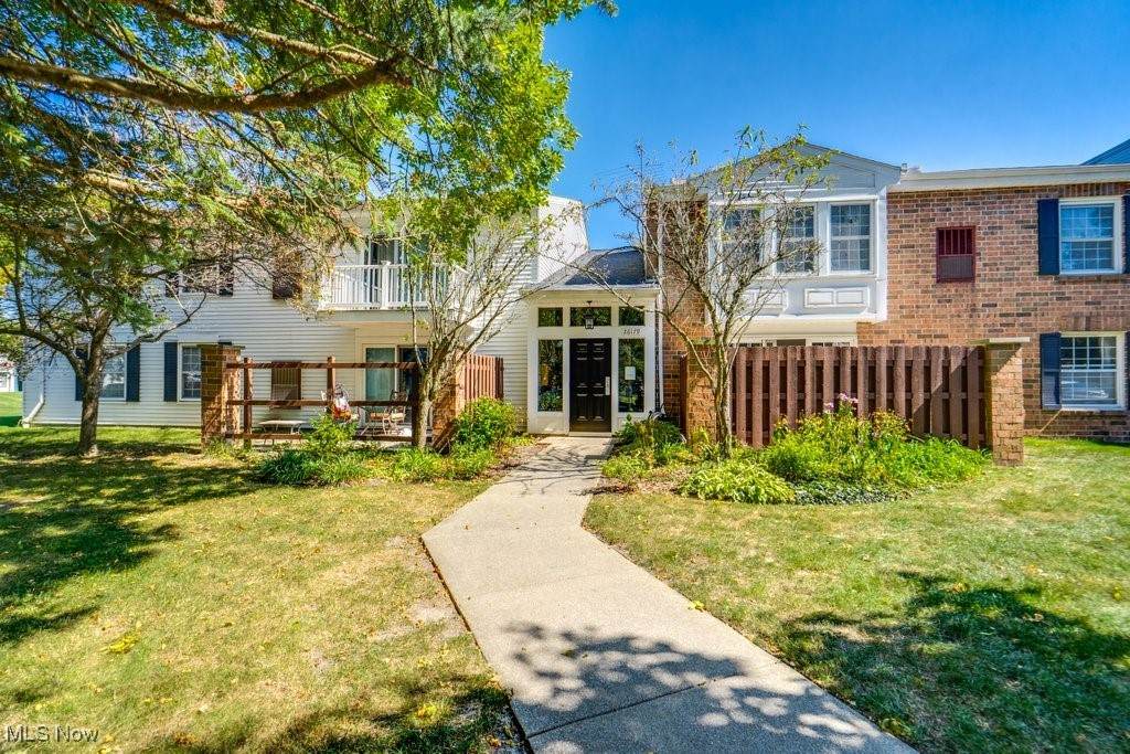 26179 Raintree Boulevard - Photo 1