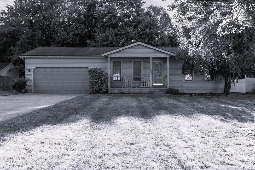401 Plymouth Place - Photo 1