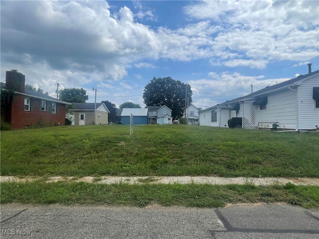 429 Spaulding Avenue - Photo 1