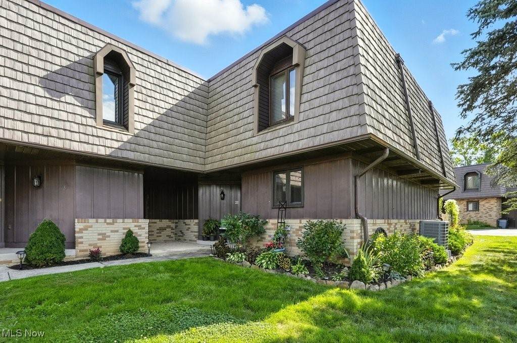 3860 Sawbridge Drive - Photo 1