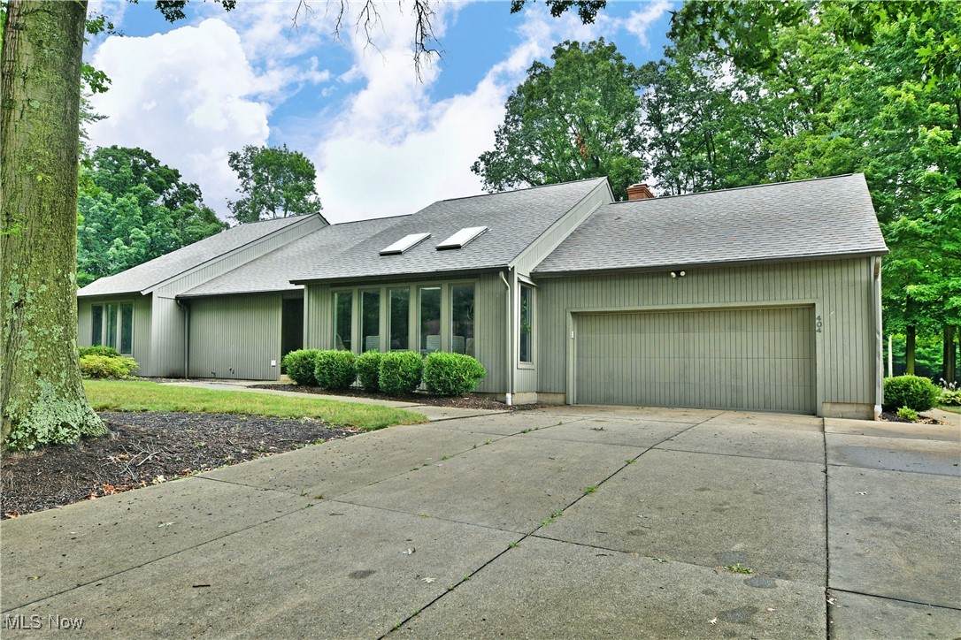 404 Cherry Hill Lane - Photo 1