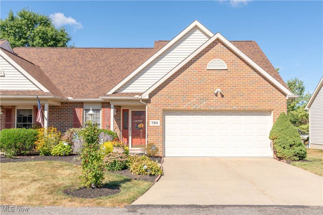 782 Beverly Avenue - Photo 1