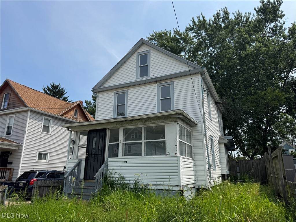 157 Henry Street - Photo 1