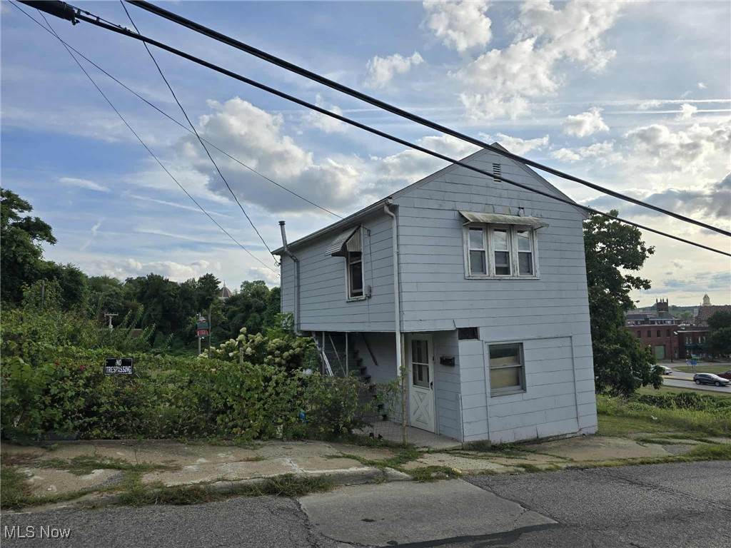 931 Orchard Street - Photo 1