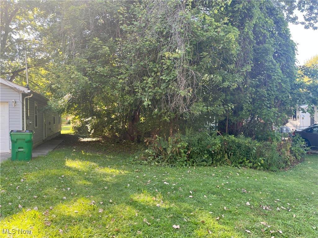  Bellevue Avenue - Photo 1