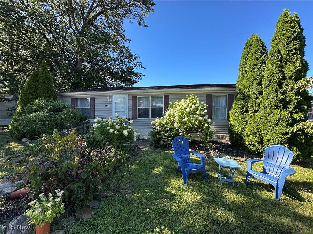 60 Flamingo Avenue - Photo 1