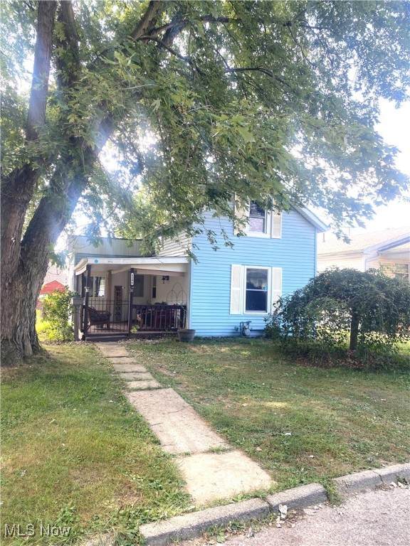 1106 Walnut Street - Photo 1