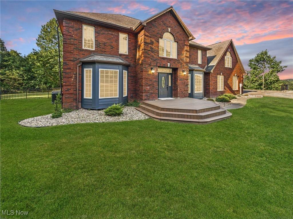 95 Falcon Heights Road - Photo 1