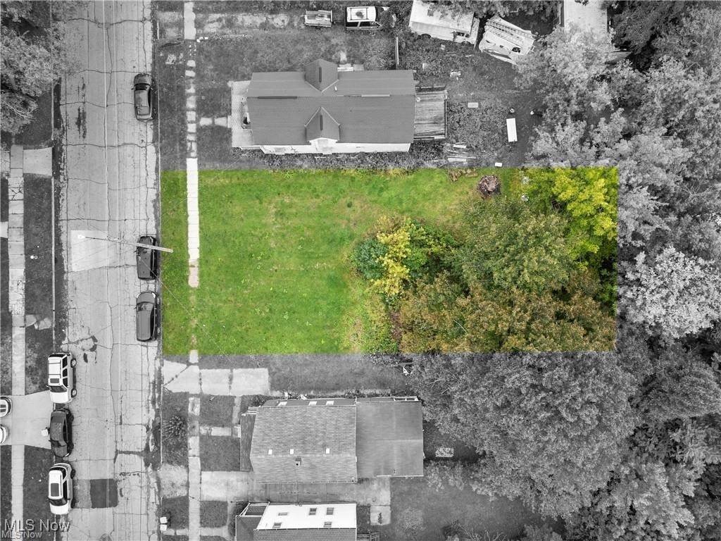 V/L 831 17th Street - Photo 1