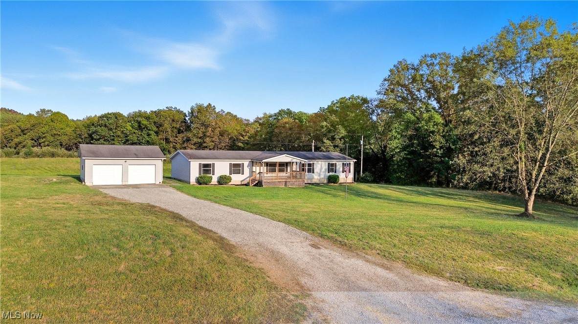 464 Cave Hill Road - Photo 1