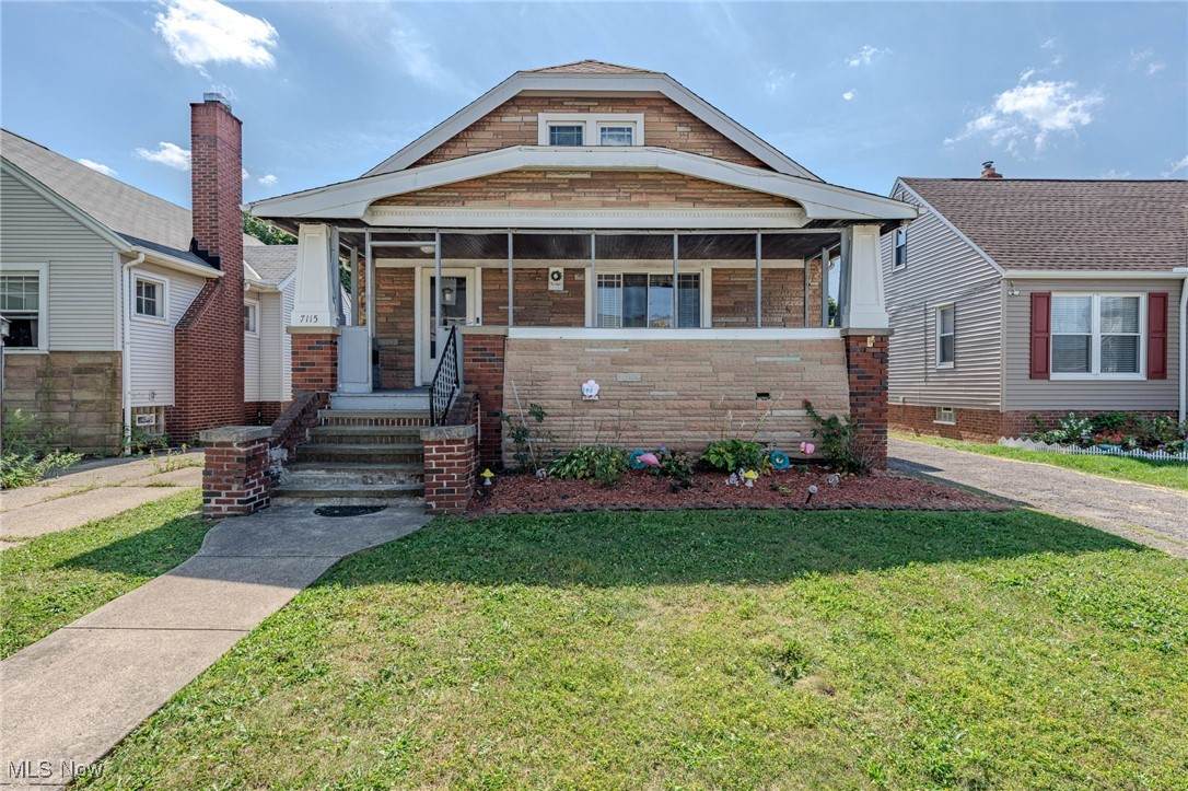 7115 Hampstead Avenue - Photo 1