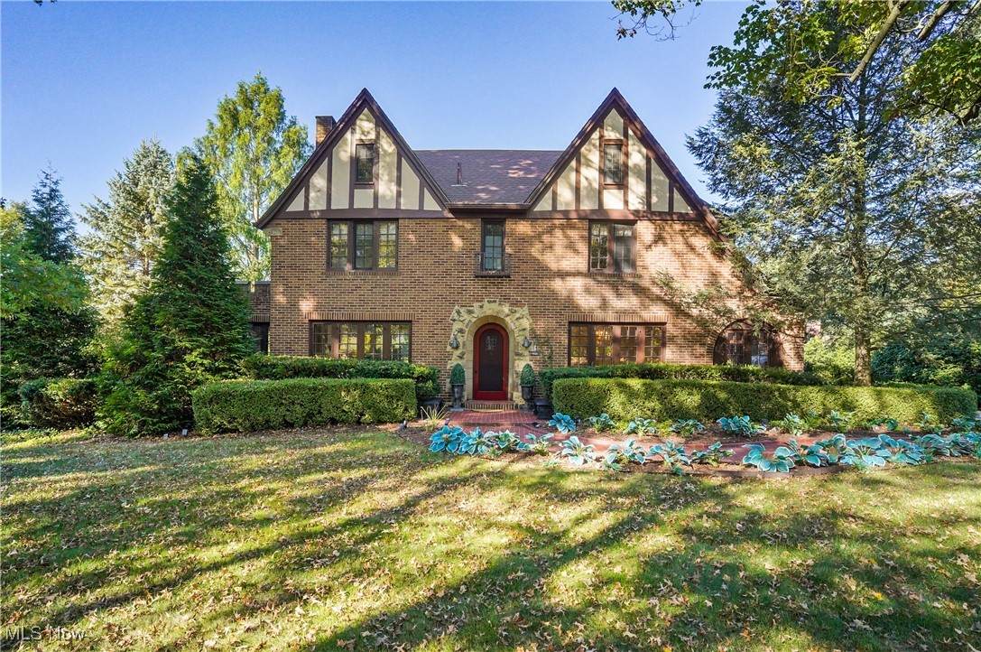 401 Highland Avenue - Photo 1