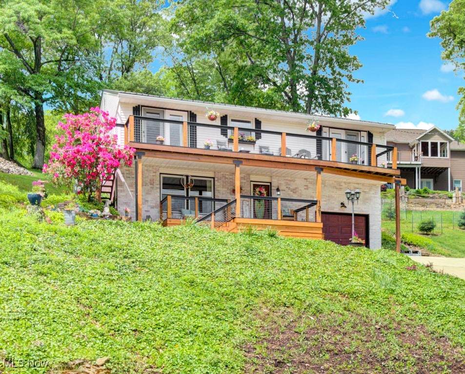 121 Mohawk Drive - Photo 1