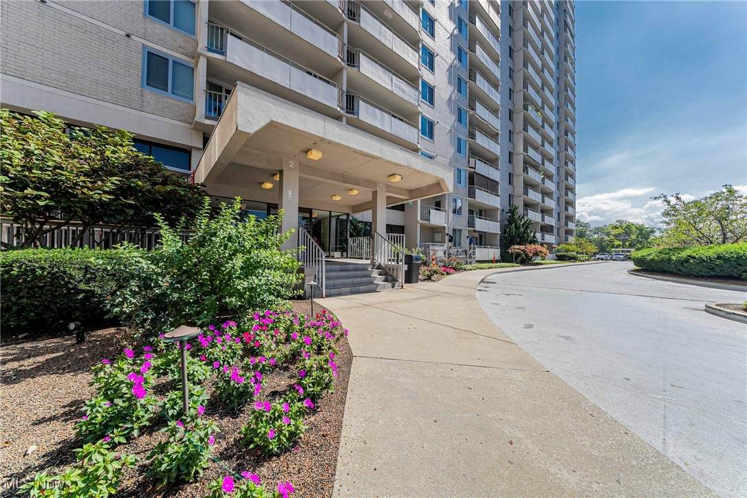 12900 Lake Avenue - Photo 1