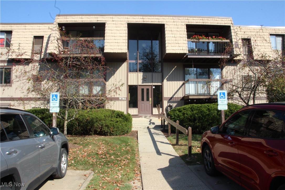 9761 Sunrise Boulevard - Photo 1