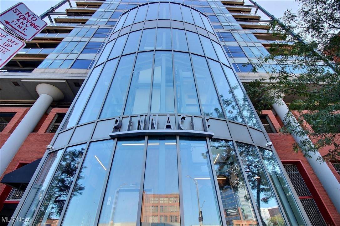 701 Lakeside Avenue - Photo 1