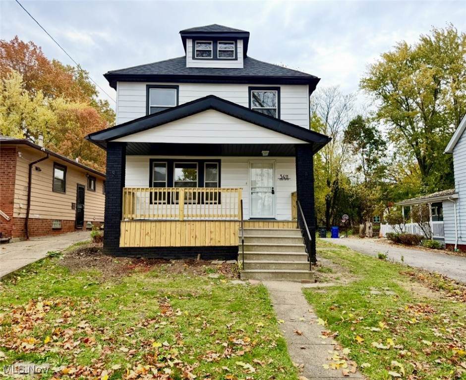 3411 137th Street - Photo 1